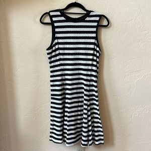 Banana Republic sleeveless black and white striped dress size 10